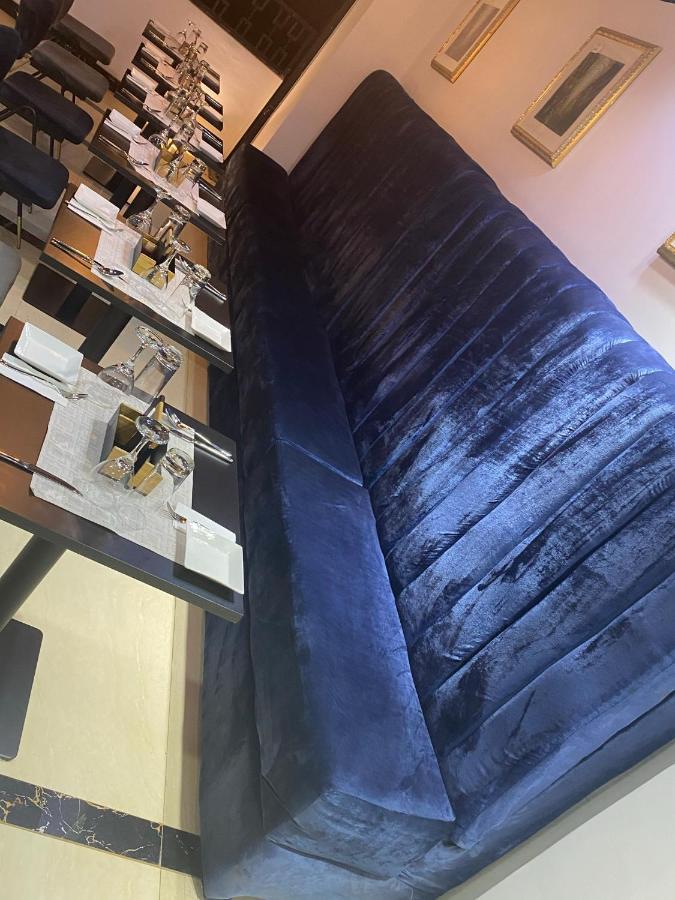 Muse Boutique Hotel Enugu Buitenkant foto