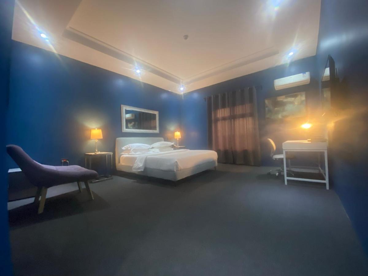 Muse Boutique Hotel Enugu Buitenkant foto