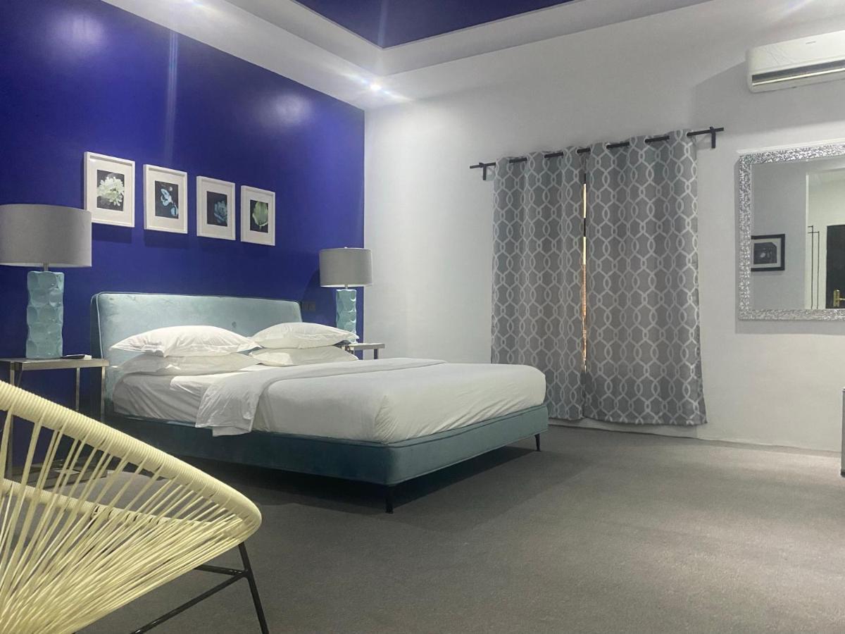 Muse Boutique Hotel Enugu Buitenkant foto