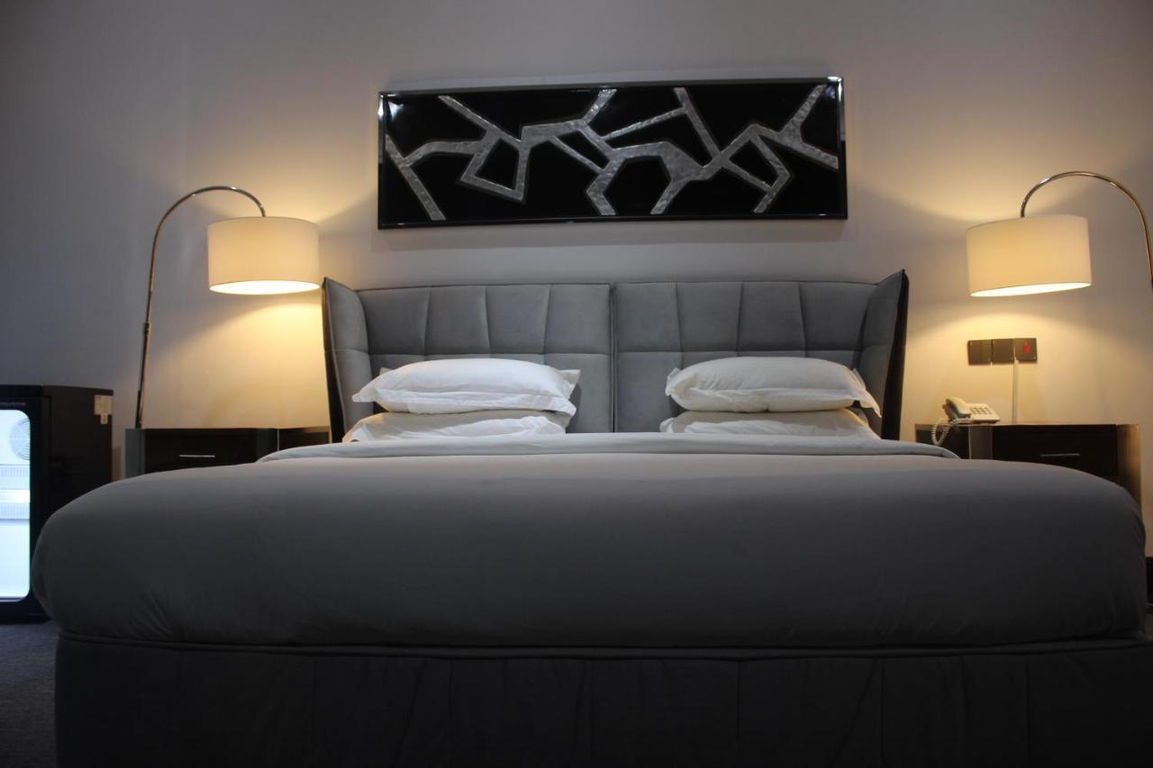 Muse Boutique Hotel Enugu Buitenkant foto
