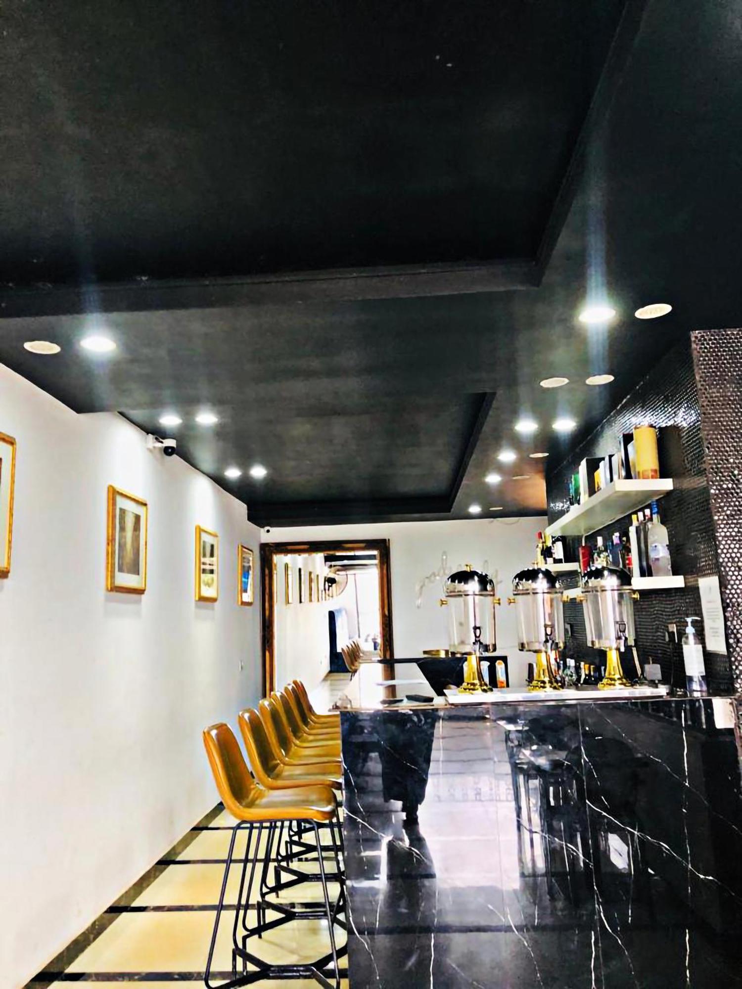 Muse Boutique Hotel Enugu Buitenkant foto
