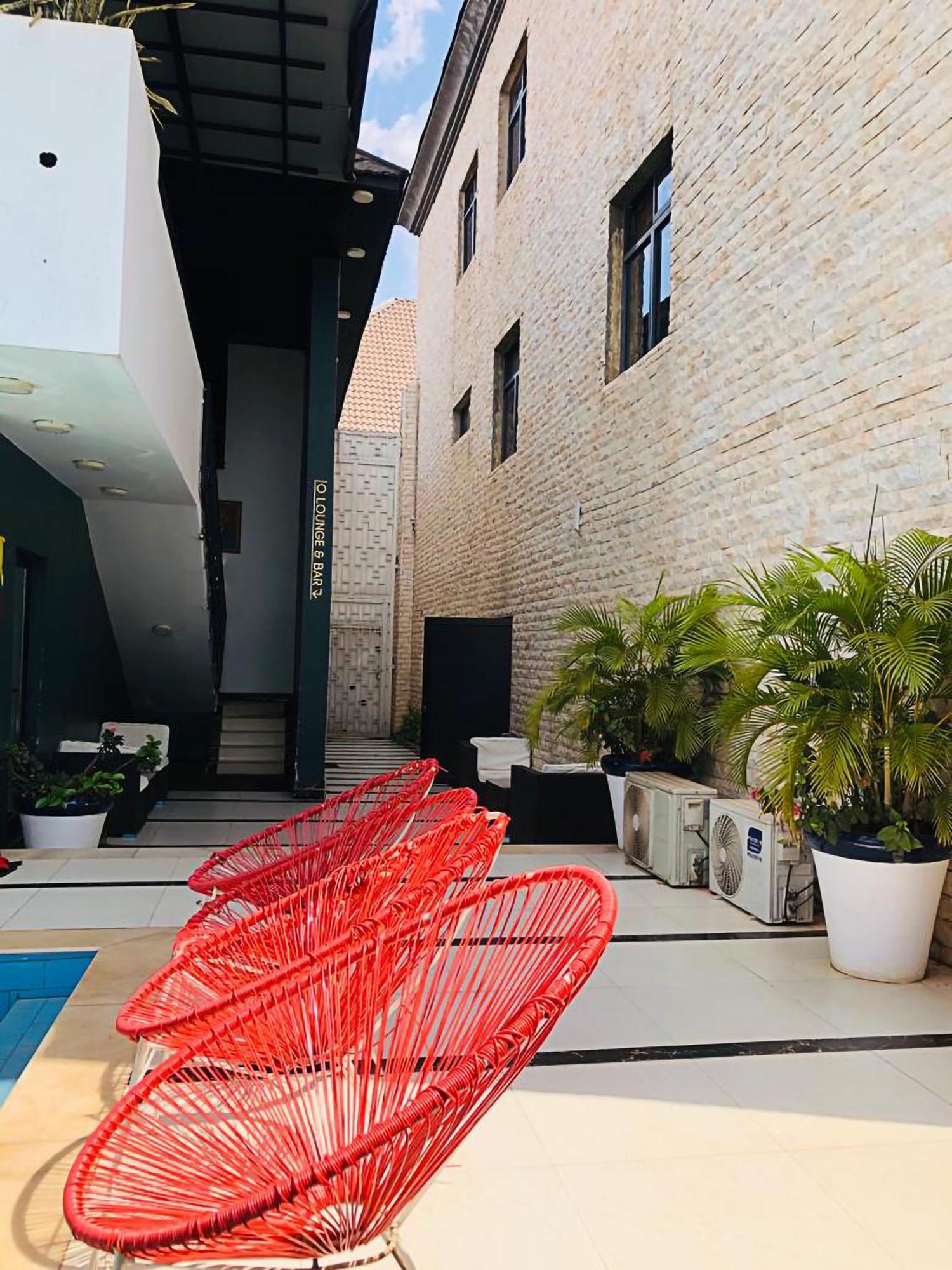 Muse Boutique Hotel Enugu Buitenkant foto