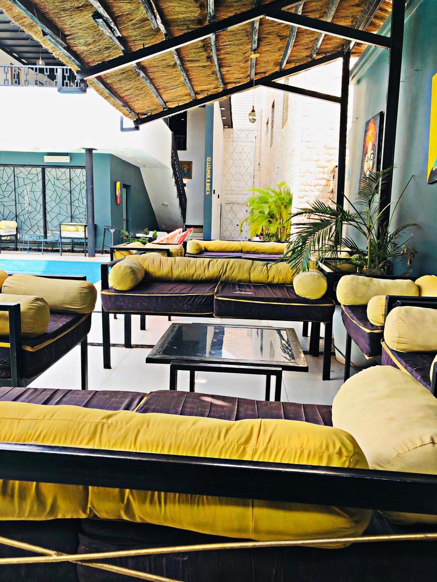 Muse Boutique Hotel Enugu Buitenkant foto